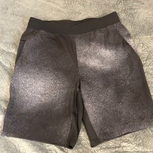 Lulu Lemon Athletica “The Short” 9” Inseam